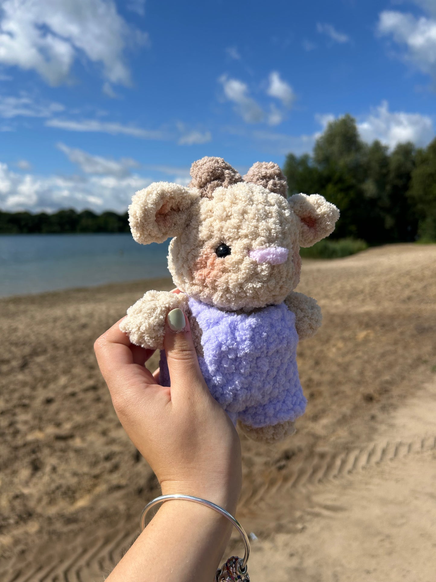 CROCHET SYLVANIAN FAMILIES GOAT PLUSHIE