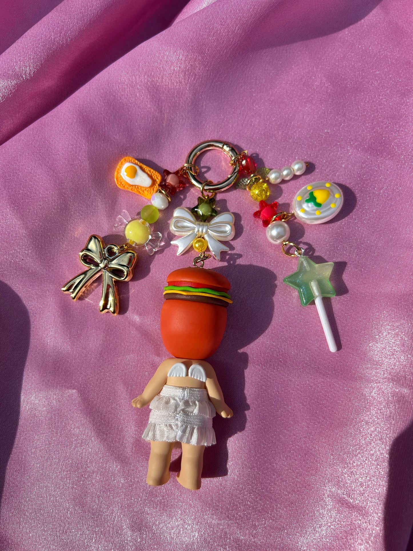 HAMBURGER SONNY ANGEL KEYCHAIN