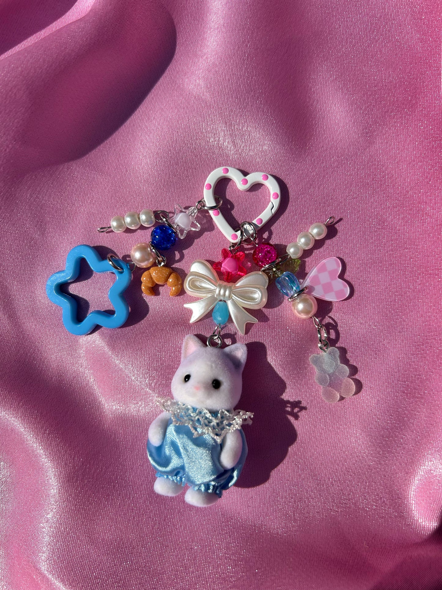 FLOWER CAT SYLVANIAN FAMILIES KEYCHAIN