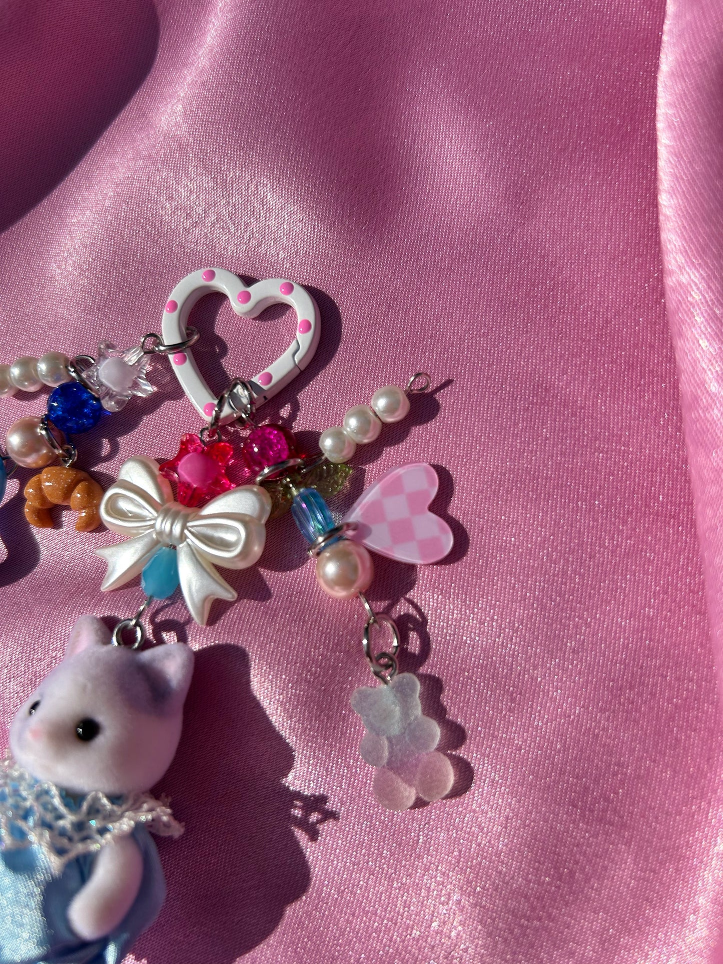FLOWER CAT SYLVANIAN FAMILIES KEYCHAIN