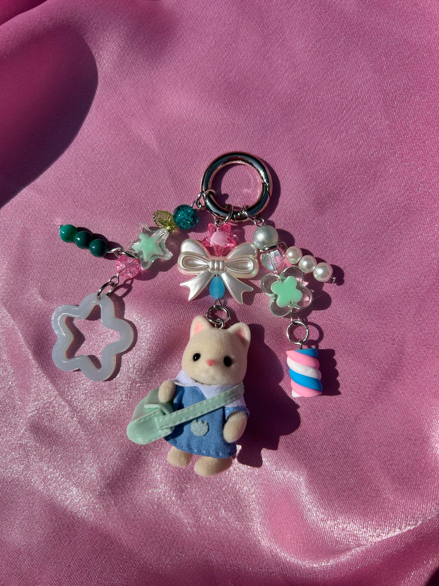 SCHOOL FRIENDS CAT SYLVANIAN FAMILIES KEYCHAIN