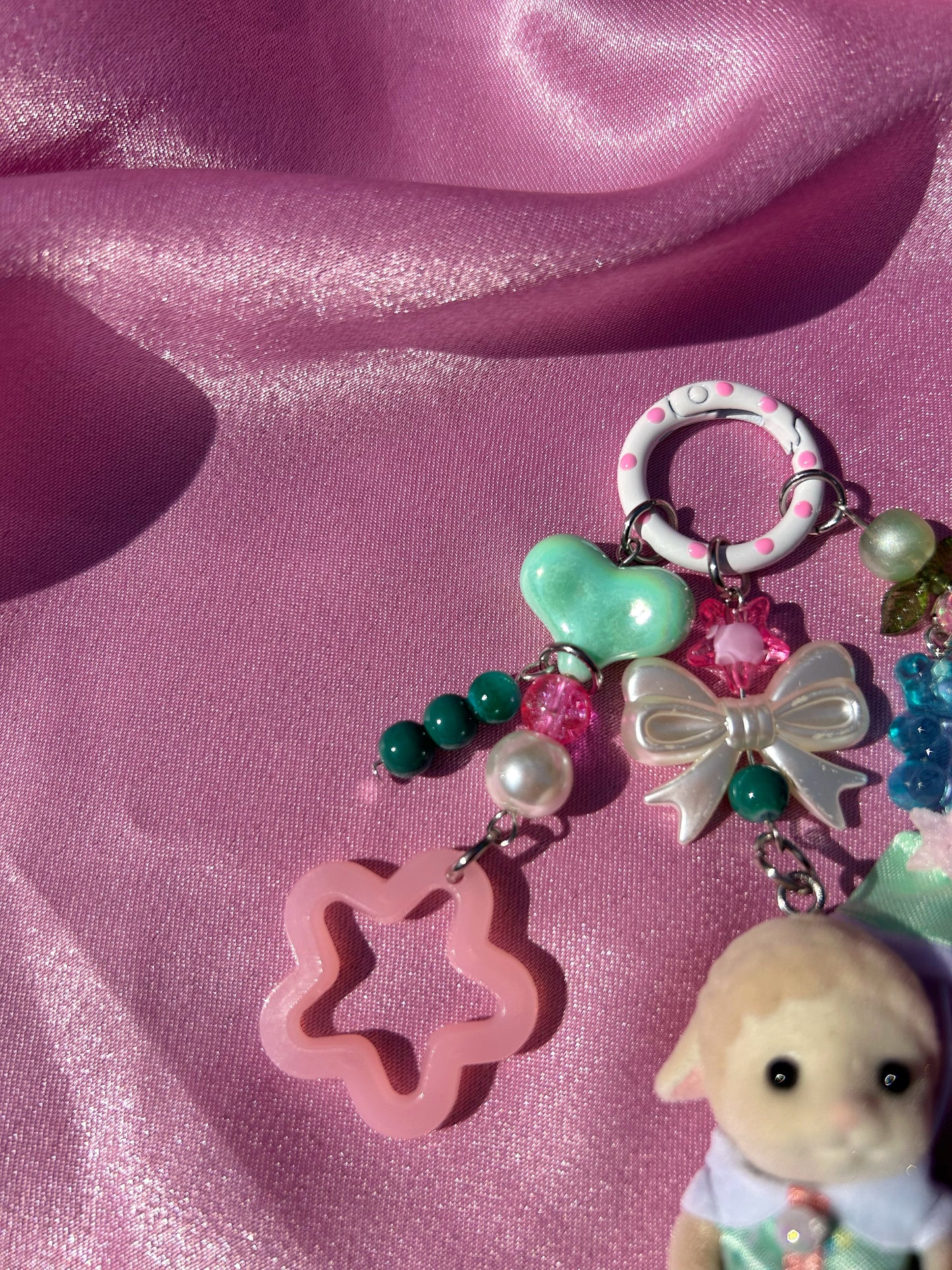 SLEEPOVER FRIENDS SHEEP SYLVANIAN FAMILIES KEYCHAIN