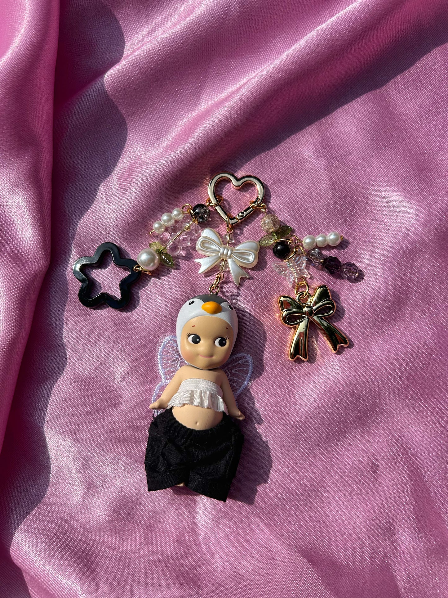 PENGUIN SONNY ANGEL KEYCHAIN