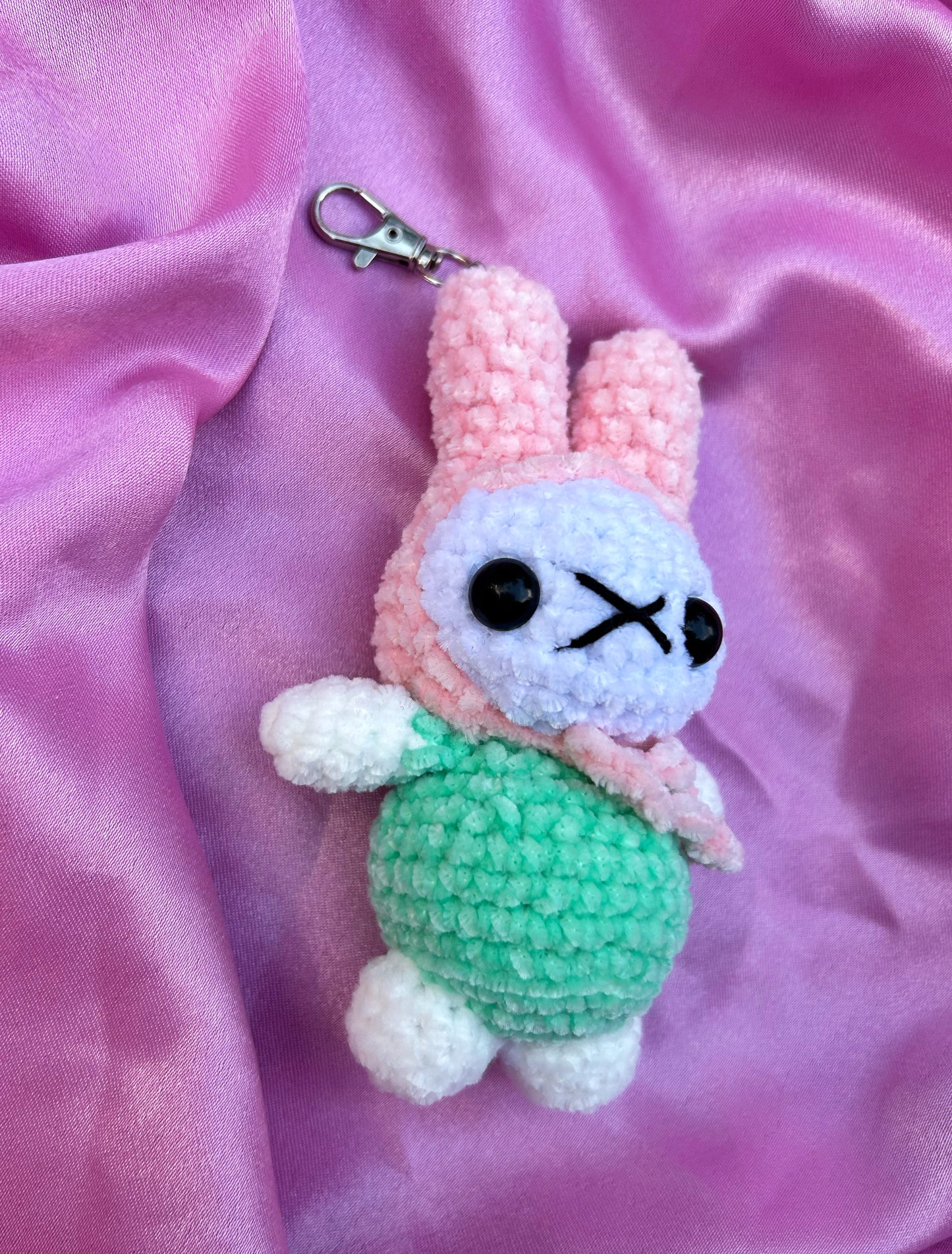 CROCHET MIFFY KEYCHAIN GREEN & PINK PLUSHIE
