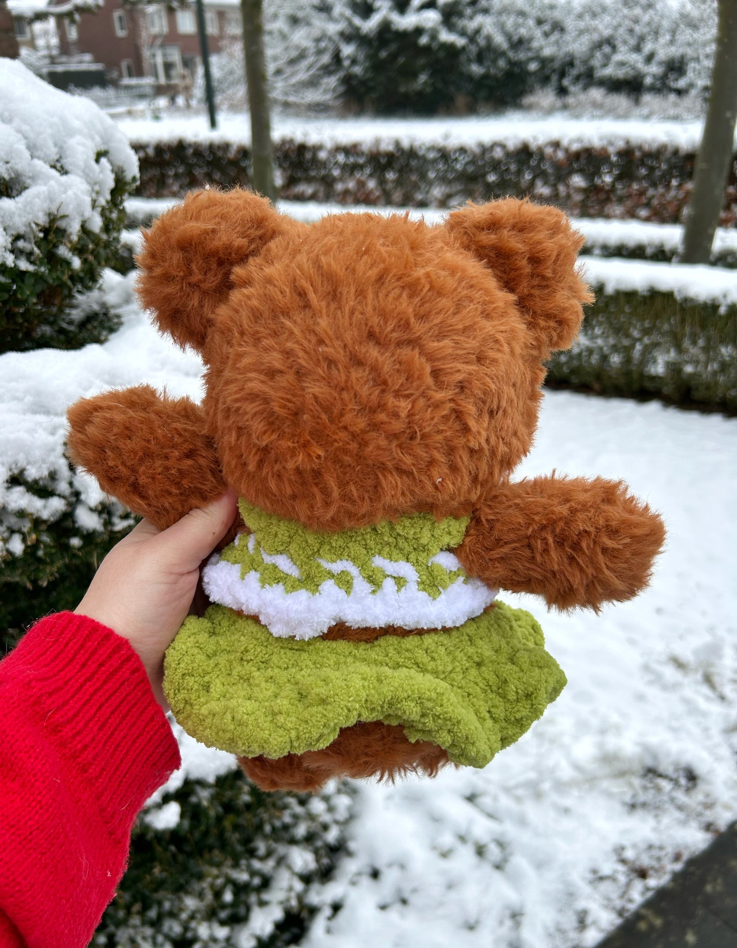 CROCHET FLUFFY BEAR PLUSHIE