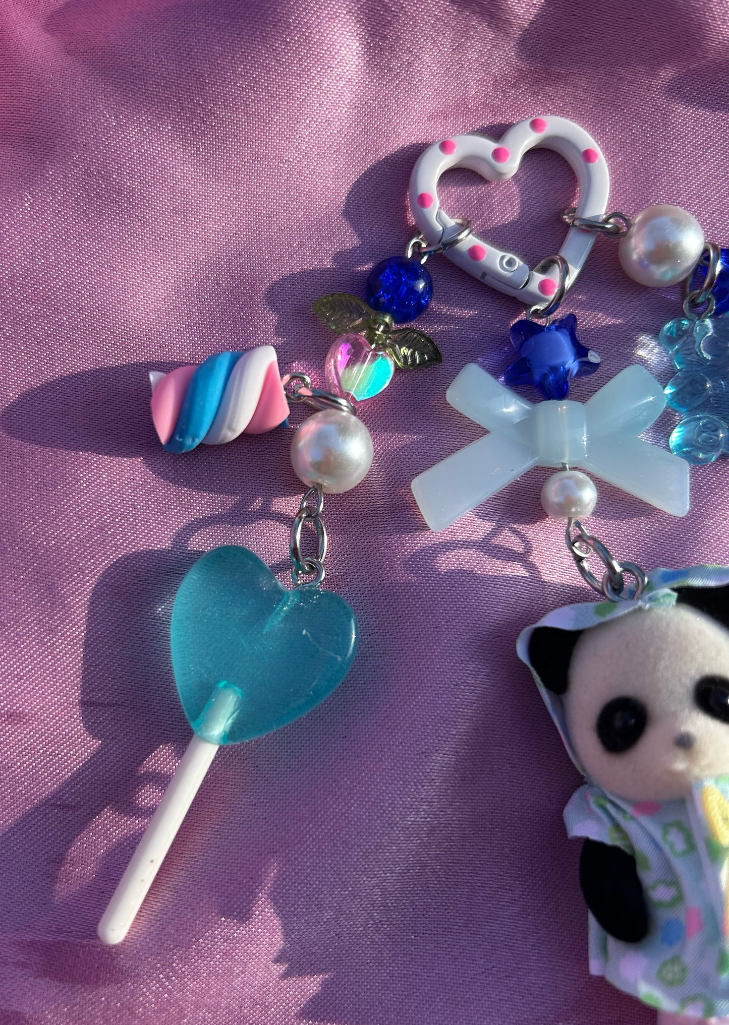 SYLVANIAN FAMILIES RAINCOAT PANDA KEYCHAIN