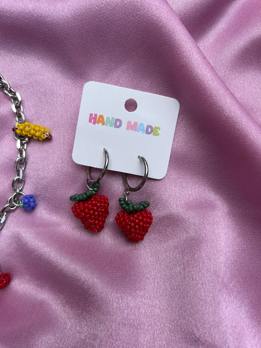 STRAWBERRY BEADED EARRINGS