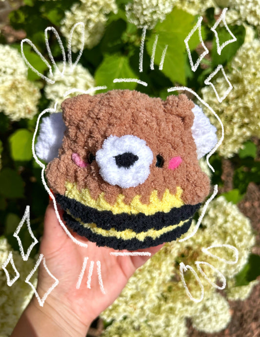 CROCHET BEE BEAR PLUSHIE