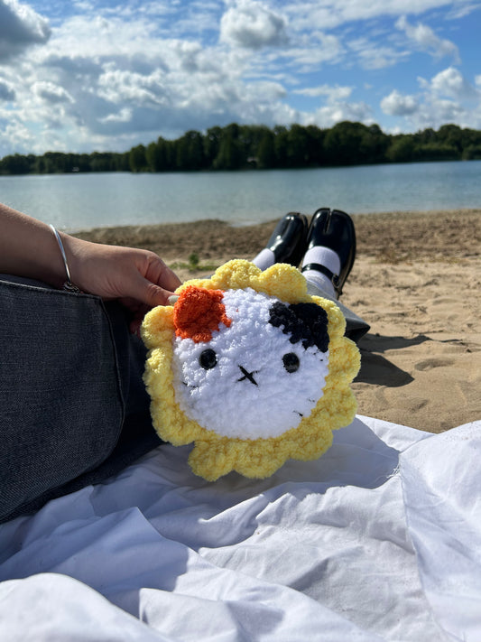 CROCHET FLOWER CAT PLUSHIE