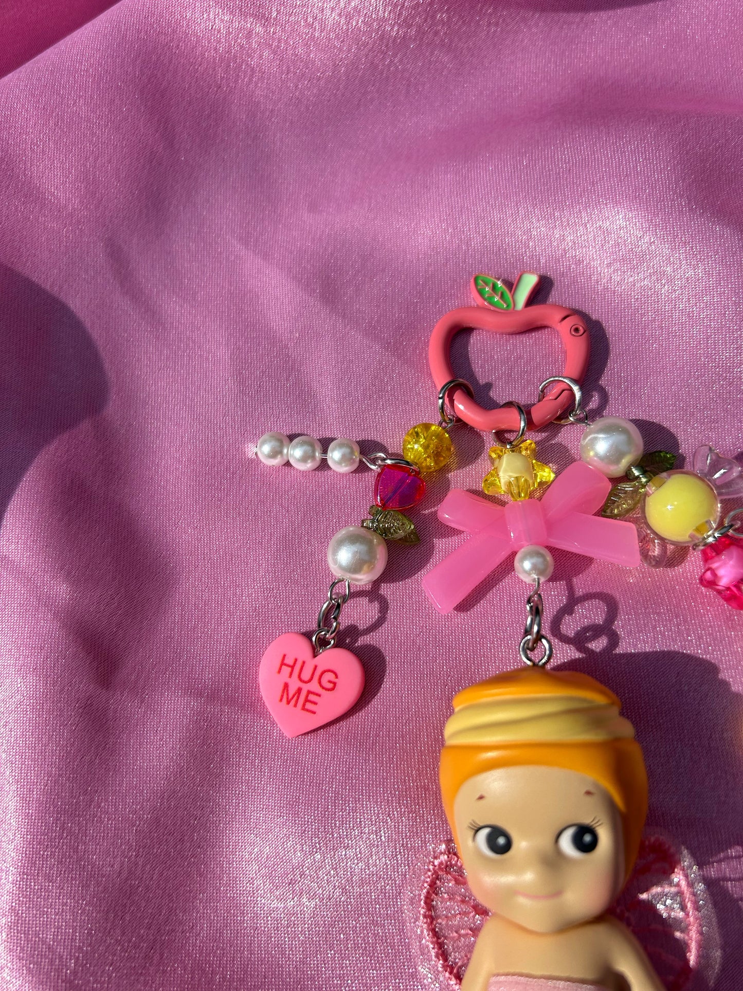CREAM PUFF SONNY ANGEL KEYCHAIN