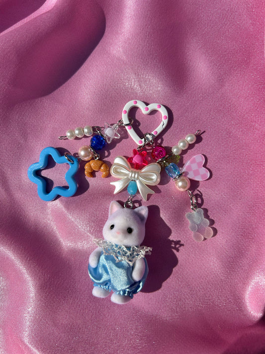 FLOWER CAT SYLVANIAN FAMILIES KEYCHAIN