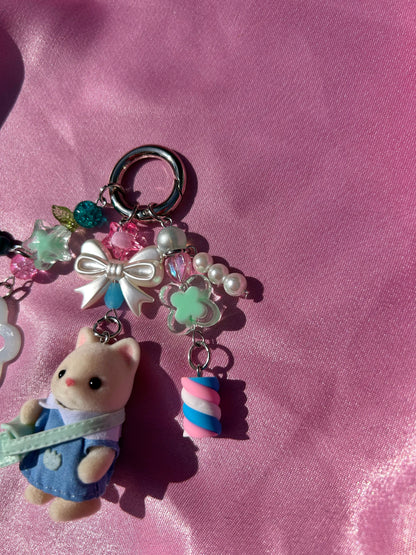 SCHOOL FRIENDS CAT SYLVANIAN FAMILIES KEYCHAIN