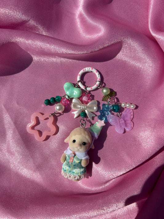 SLEEPOVER FRIENDS SHEEP SYLVANIAN FAMILIES KEYCHAIN