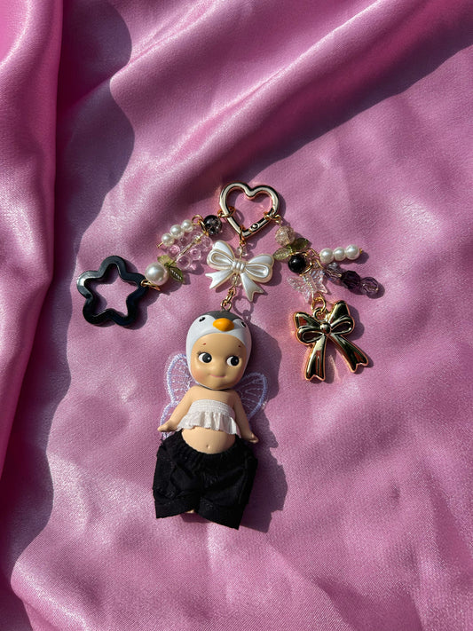 PENGUIN SONNY ANGEL KEYCHAIN