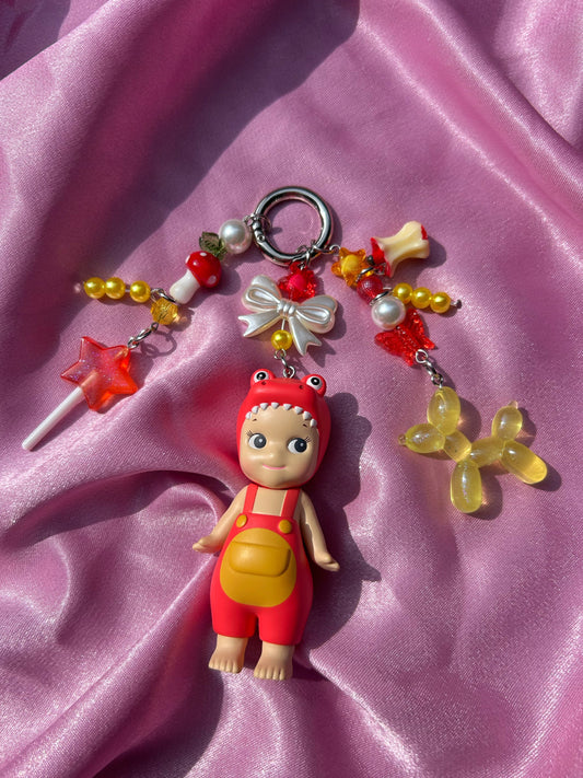 DINOSAUR SONNY ANGEL KEYCHAIN