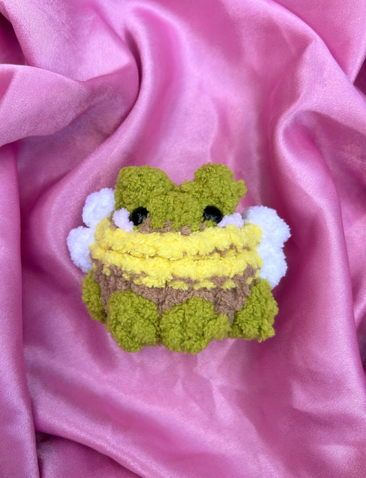 CROCHET BEE FROG PLUSHIE