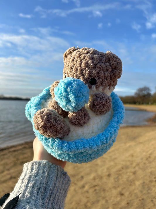 CROCHET OTTER IN CUP PLUSHIE