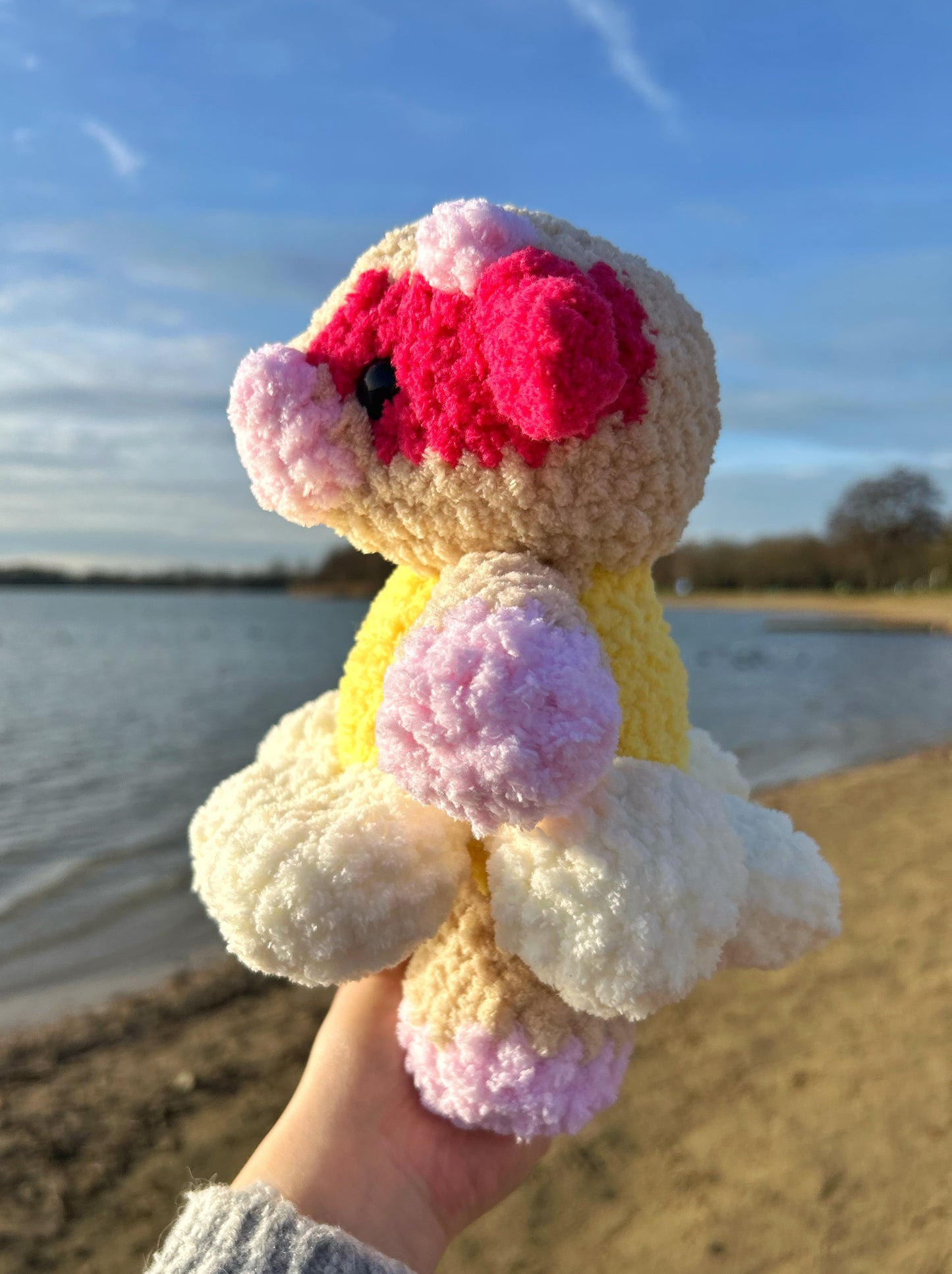 CROCHET FLOWER COW PLUSHIE