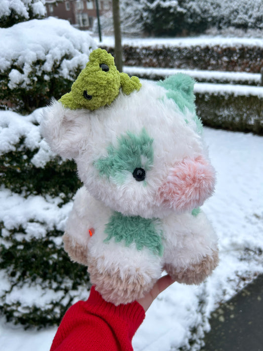 CROCHET FROGGY COW PLUSHIE