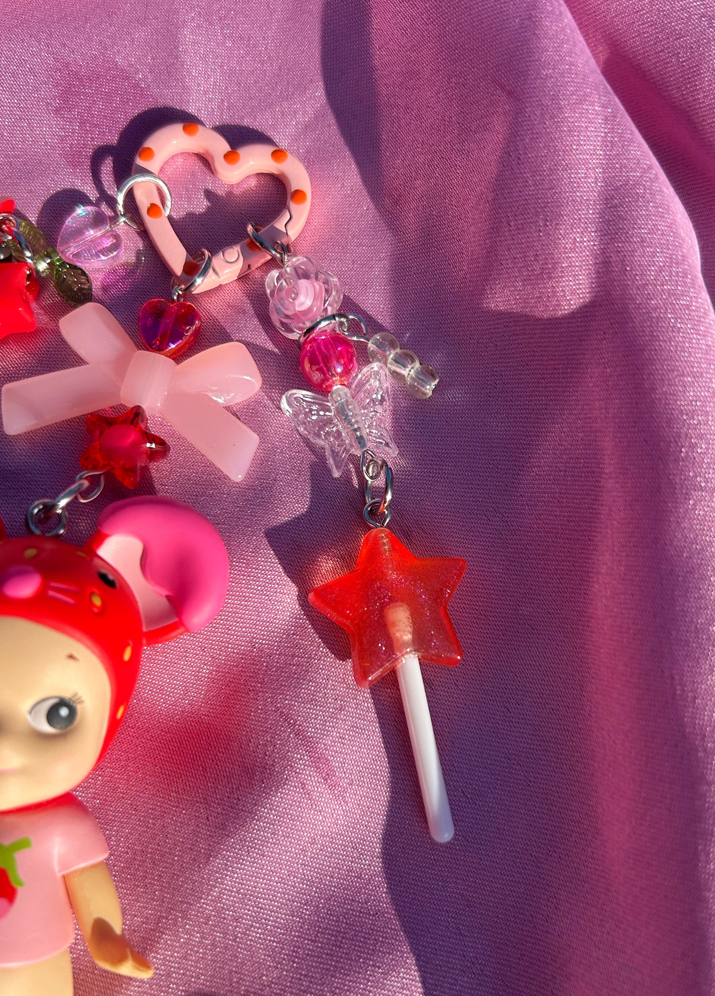 SONNY ANGEL STRAWBERRY LOVE MOUSE KEYCHAIN