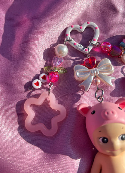 PIG SONNY ANGEL KEYCHAIN