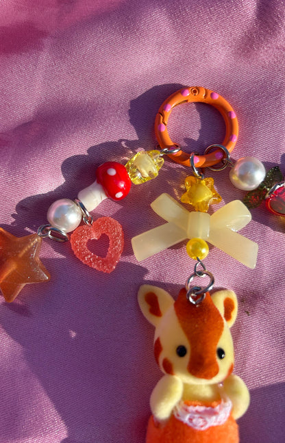 SYLVANIAN FAMILIES GIRAFFE KEYCHAIN