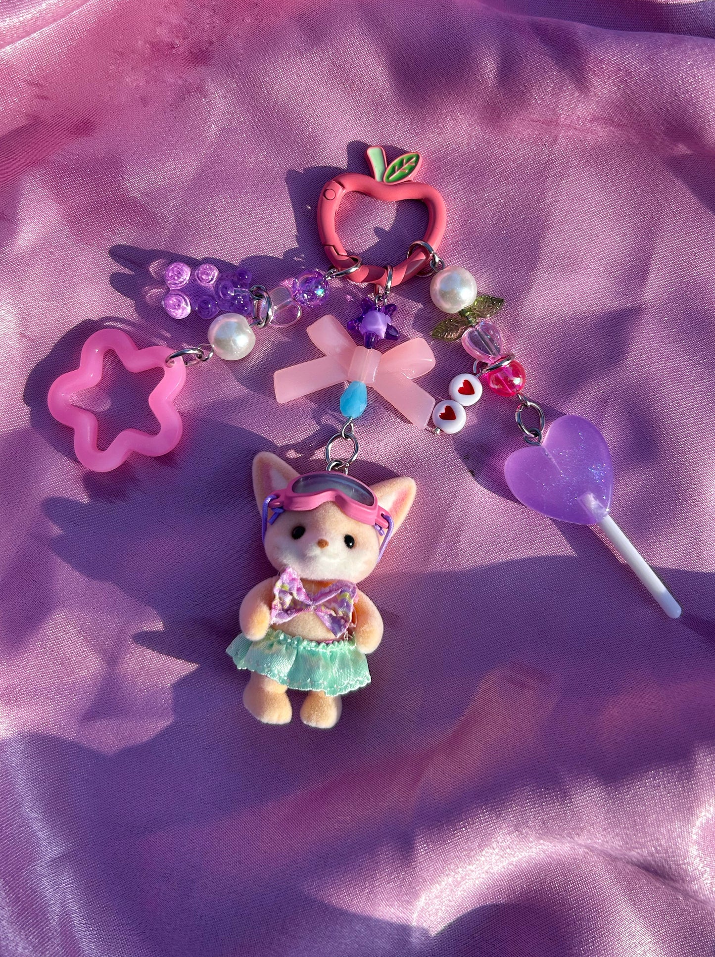 SYLVANIAN FAMILIES SWIMMING FOX KEYCHAIN