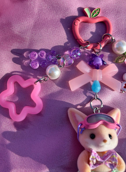 SYLVANIAN FAMILIES SWIMMING FOX KEYCHAIN